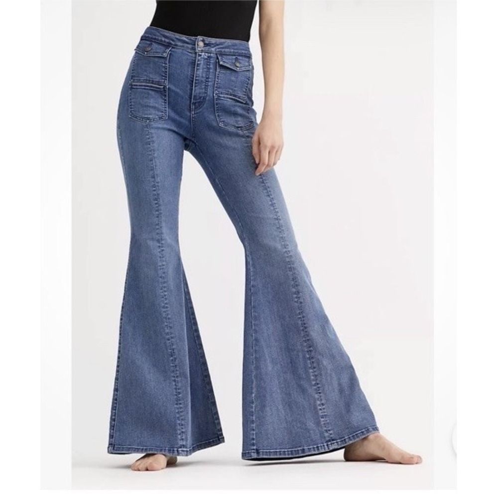 FREE PEOPLE WE THE FREE CRVY UTILITY FLARE POCKET JEANS Sz 32